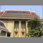 Royal family comes to pray here
