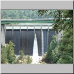 See how the ugly dam...